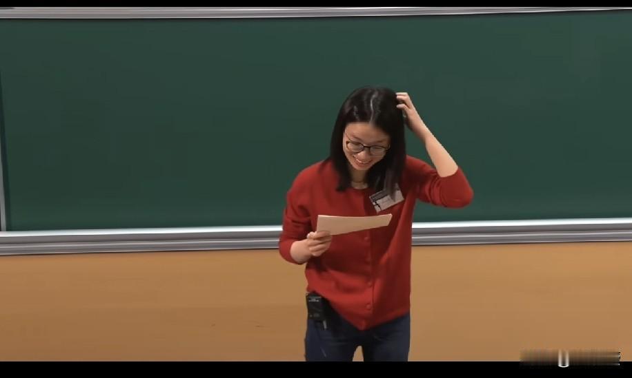 请教下
按照中国互联网上一些人的想法
不要学英语的话
王虹和邓煜
可以拿到菲尔兹