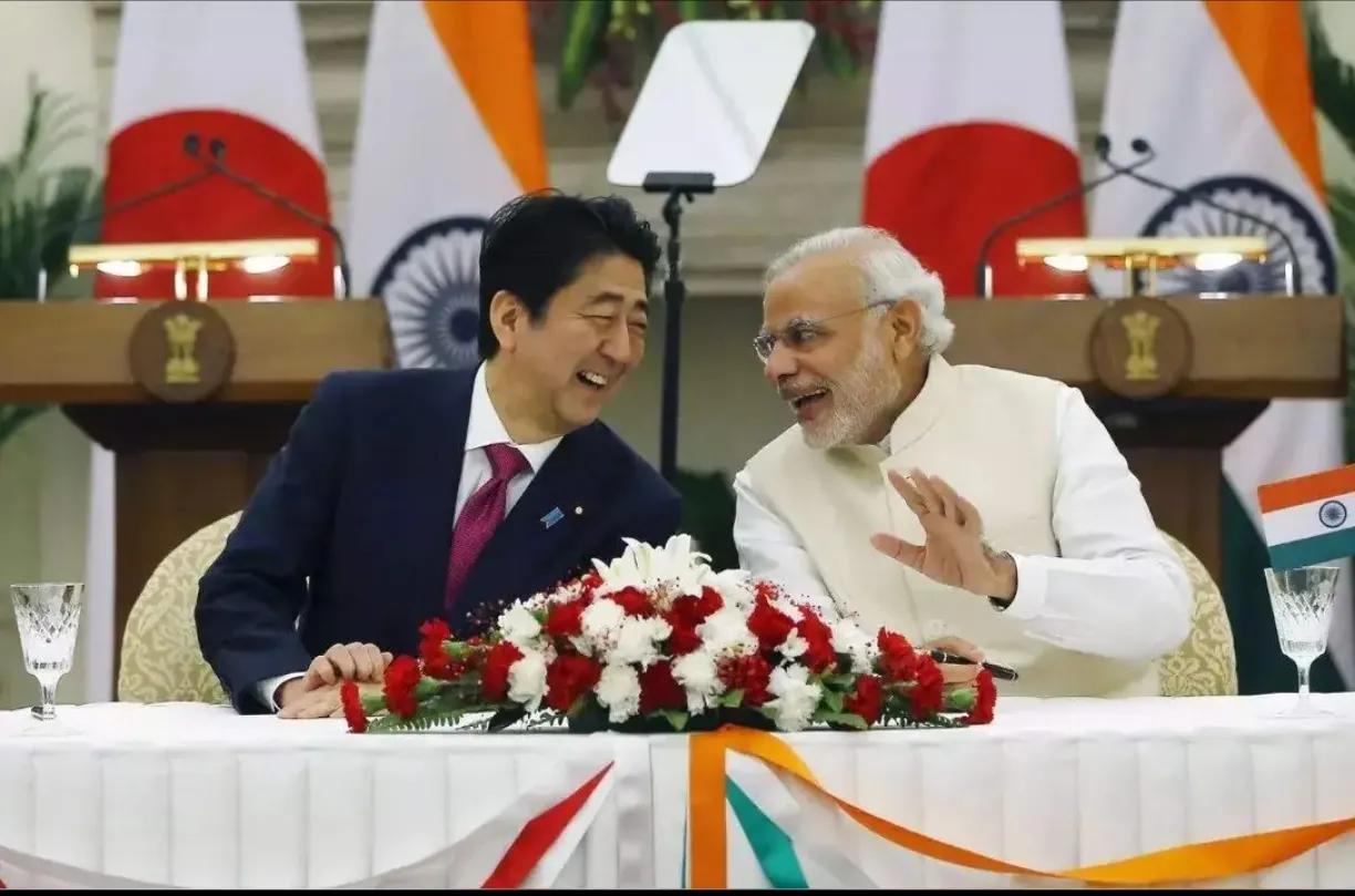 日本政府要引入50万印度人过来打工了！
这50万个阿三哥是会入乡随俗还是会将三哥