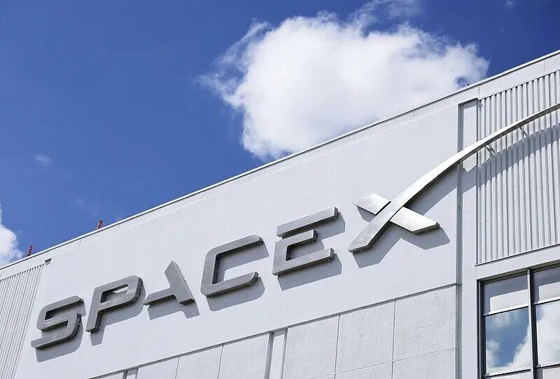 SpaceX招股书曝光：火箭不赚钱，星链才是马斯克的印钞机！

大家原本都以为马
