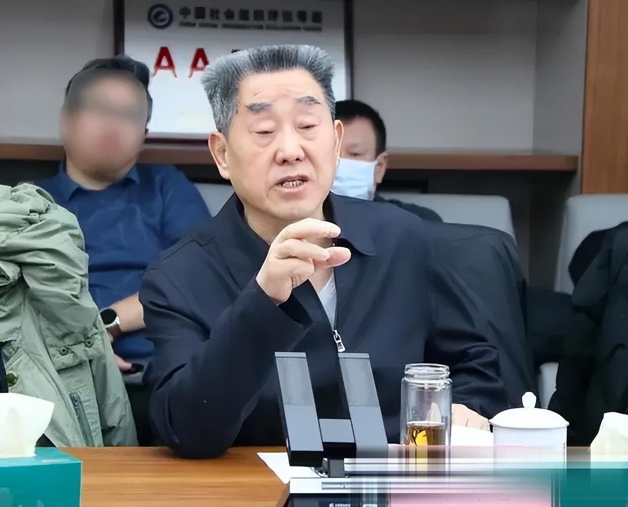 刘满仓一审被判无期满脸的缺点，看完面相想到的第一个词就是：德不配位，必有灾殃。额