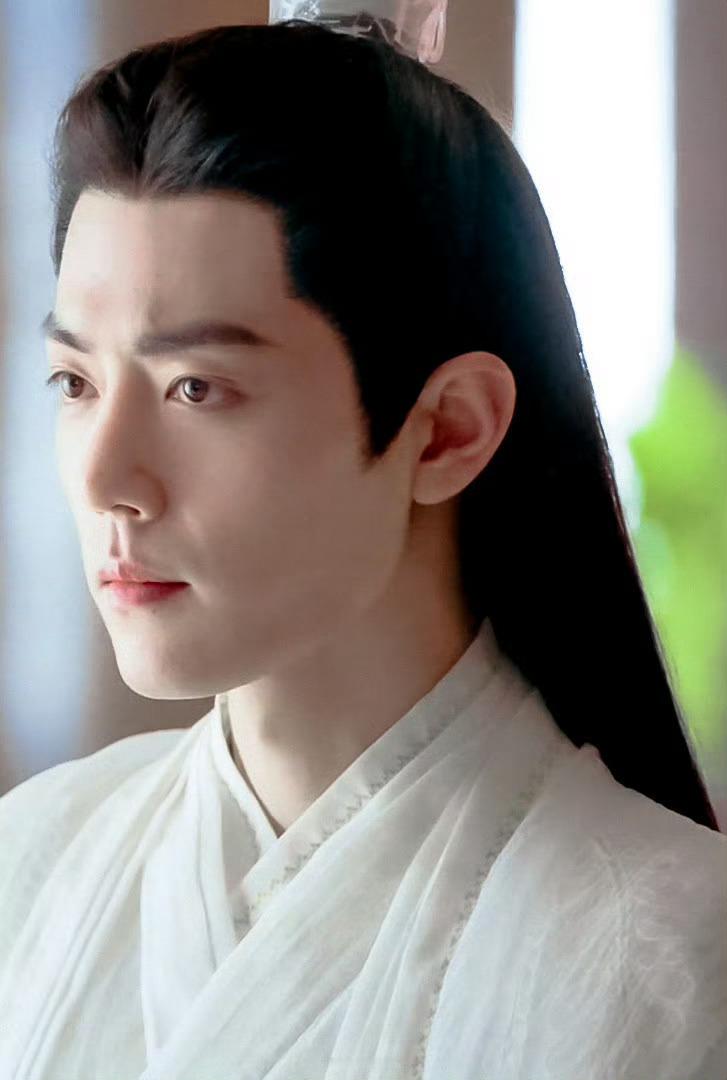 ♡⃝ 𝒍𝒐𝒗𝒆 ʚɞ ☽⋆❥ »» 肖战 你是爱，是温暖，是希望，你是人