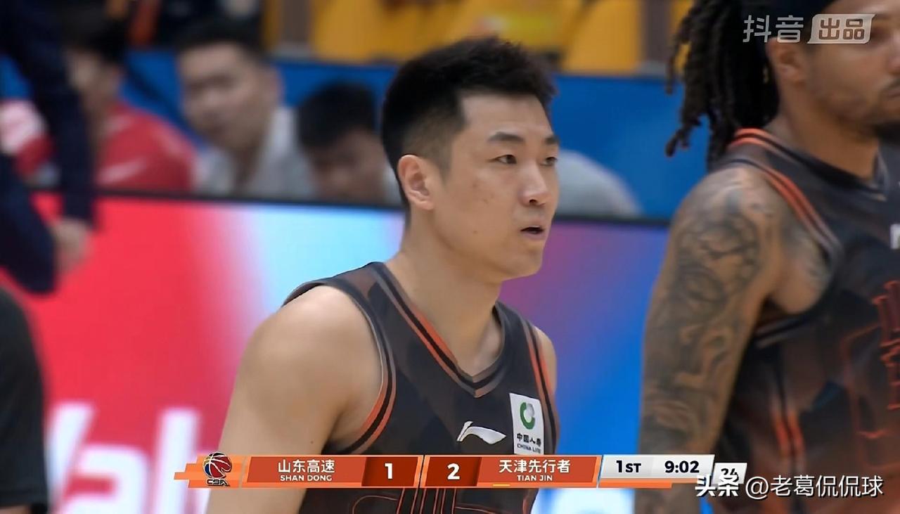 山东高速控卫高诗岩的传球能力确实出众！在今天山东高速主场以111：103击败天津