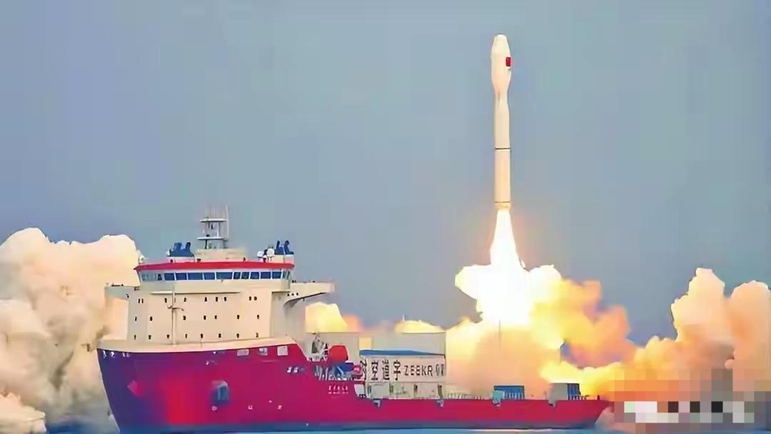 美国申请100万颗卫星占轨道？中国不吵不闹，8月4号又甩一批上去。
 
消息一出