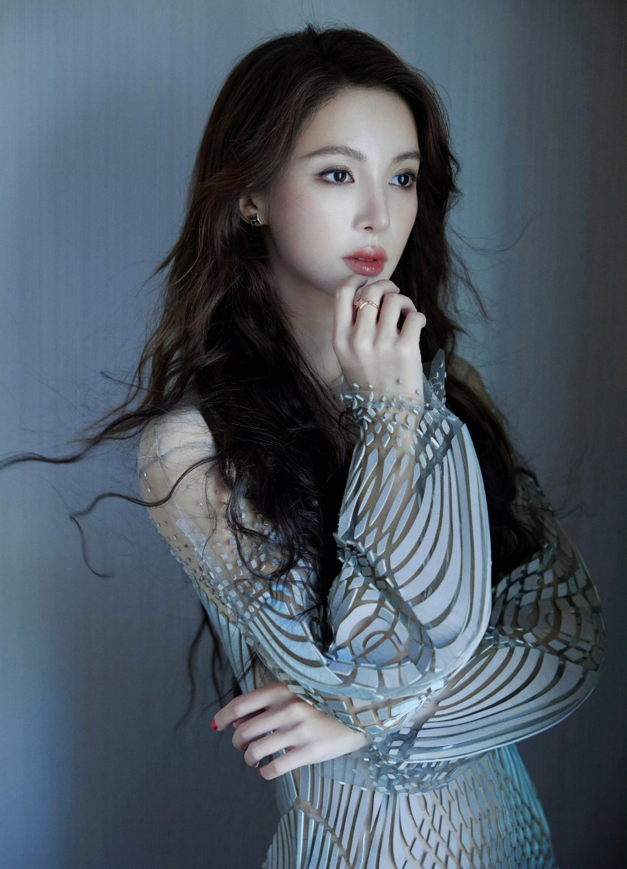 金晨☀腾讯视频星光大赏👗：Iris van Herpen Haute Cout