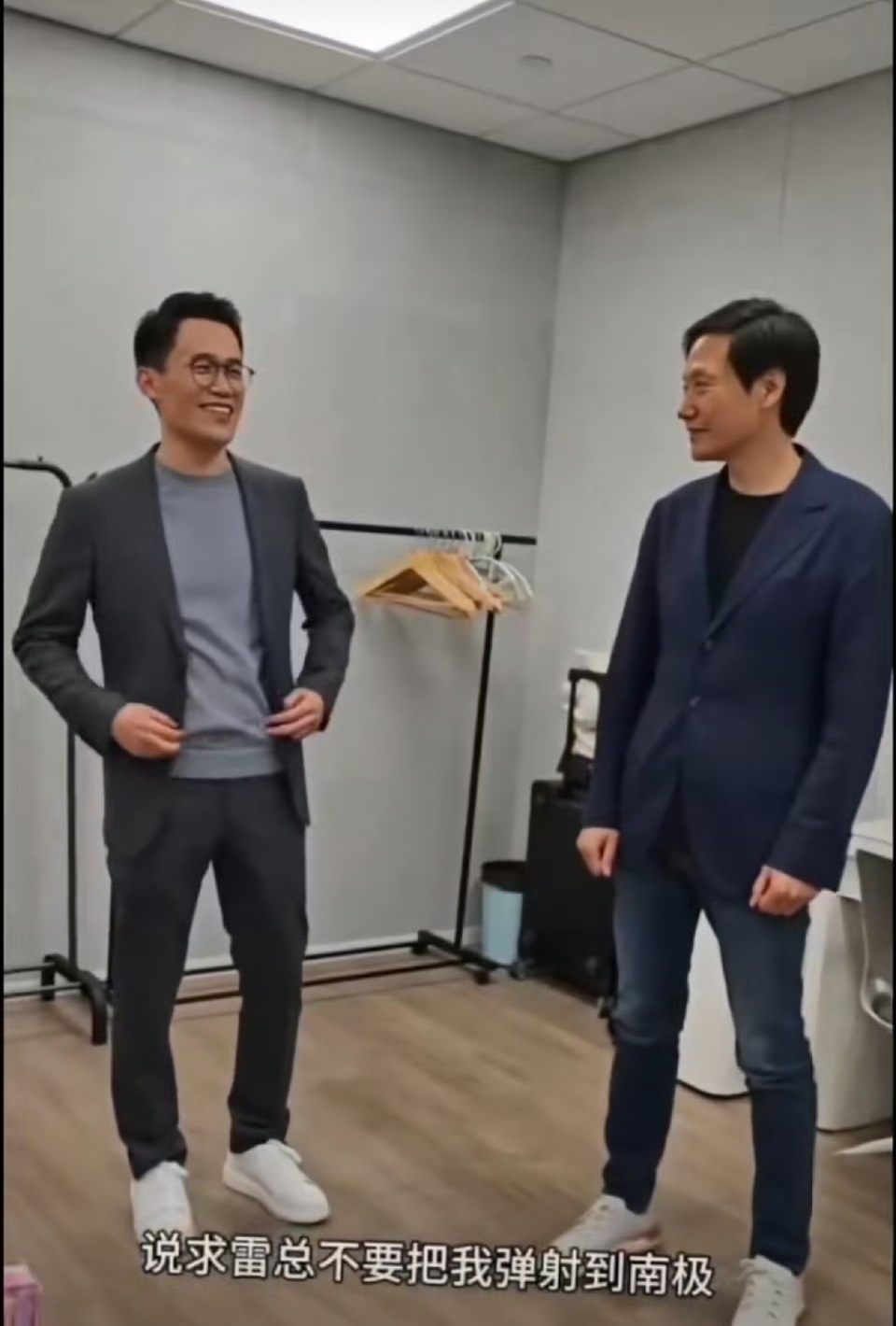 李炮 王腾好想知道，会是谁接替王腾的位置，毕竟王腾是挺能干的一个高管，红米手机确