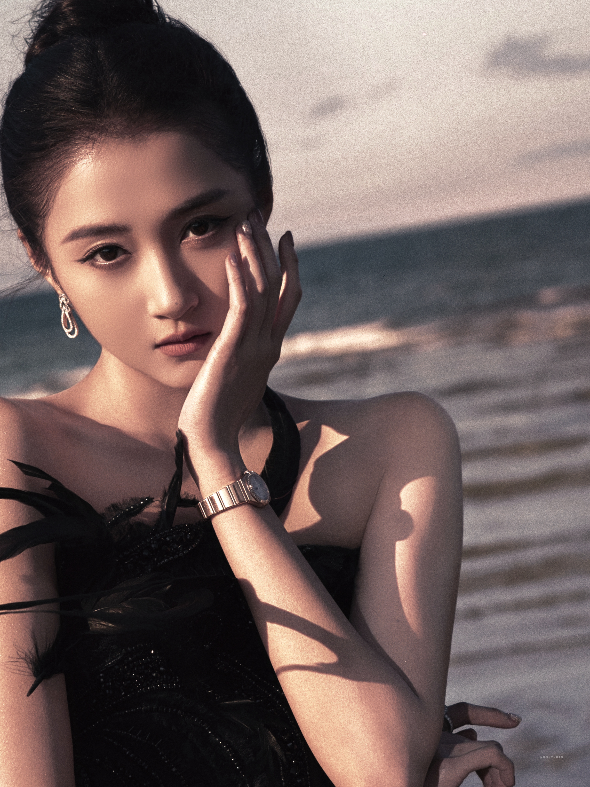 关晓彤🌊 ​​​