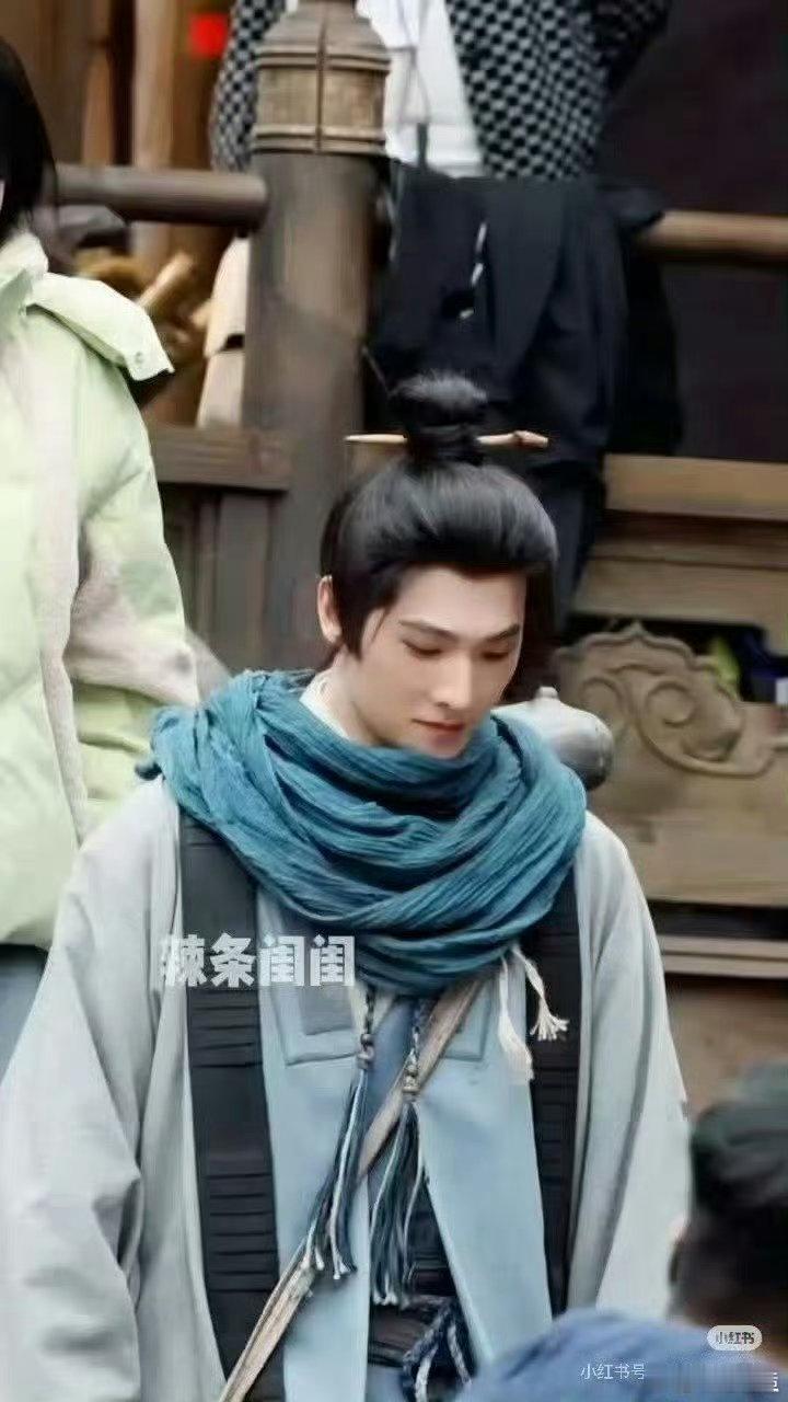 杨洋发文回应不让江山争议 看完回应真的放心了，杨洋和剧组关系一直很好，本人也特别