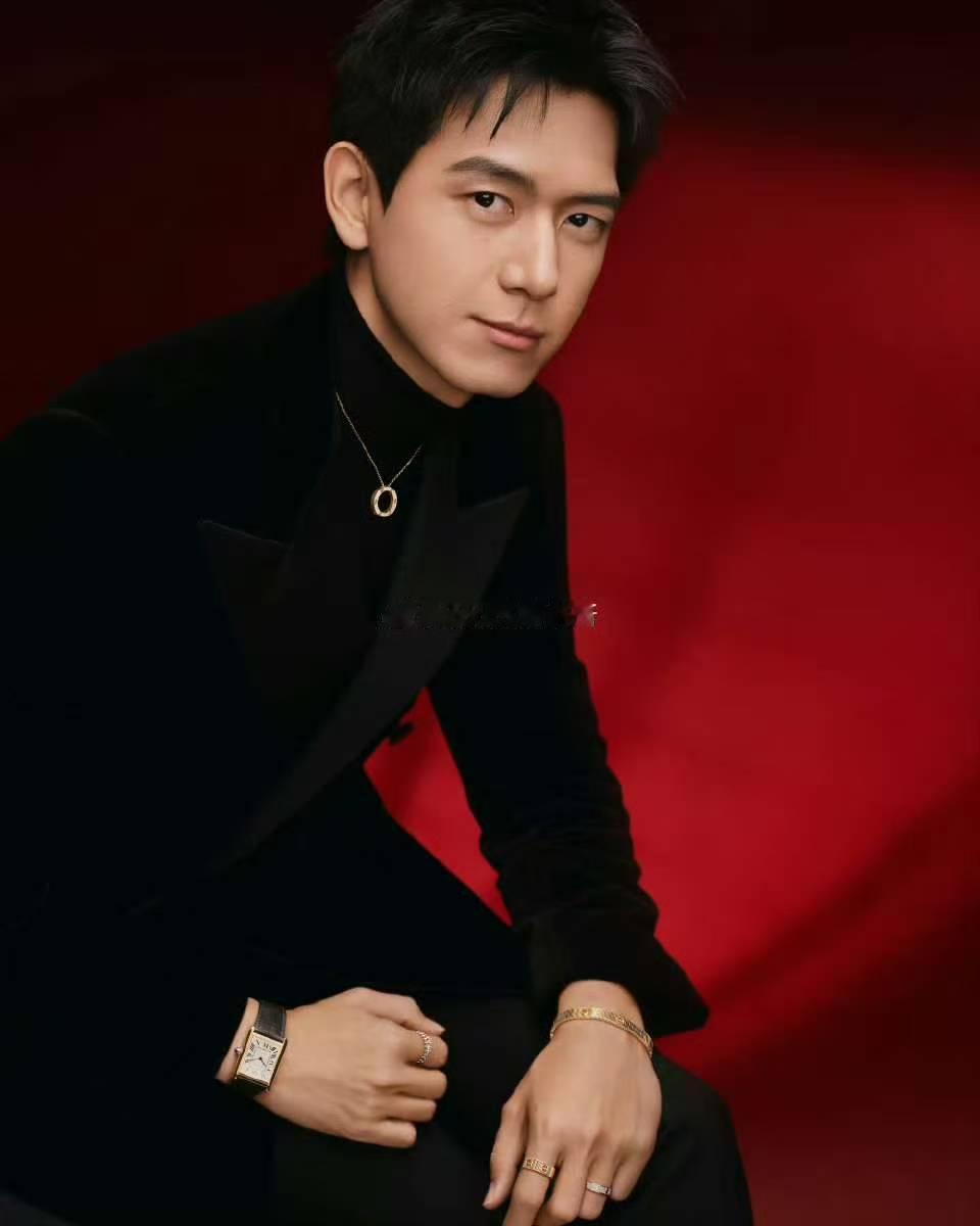 李现白敬亭新春大片白敬亭李现新春大片白敬亭李现新春大片，不错不错，