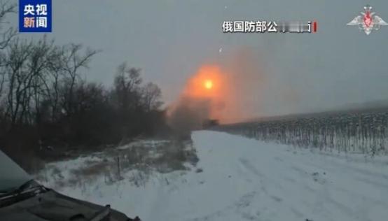 乌杀手3颗子弹换来俄44枚导弹、400多架无人机，乌民众拒绝出让领土的比例从82