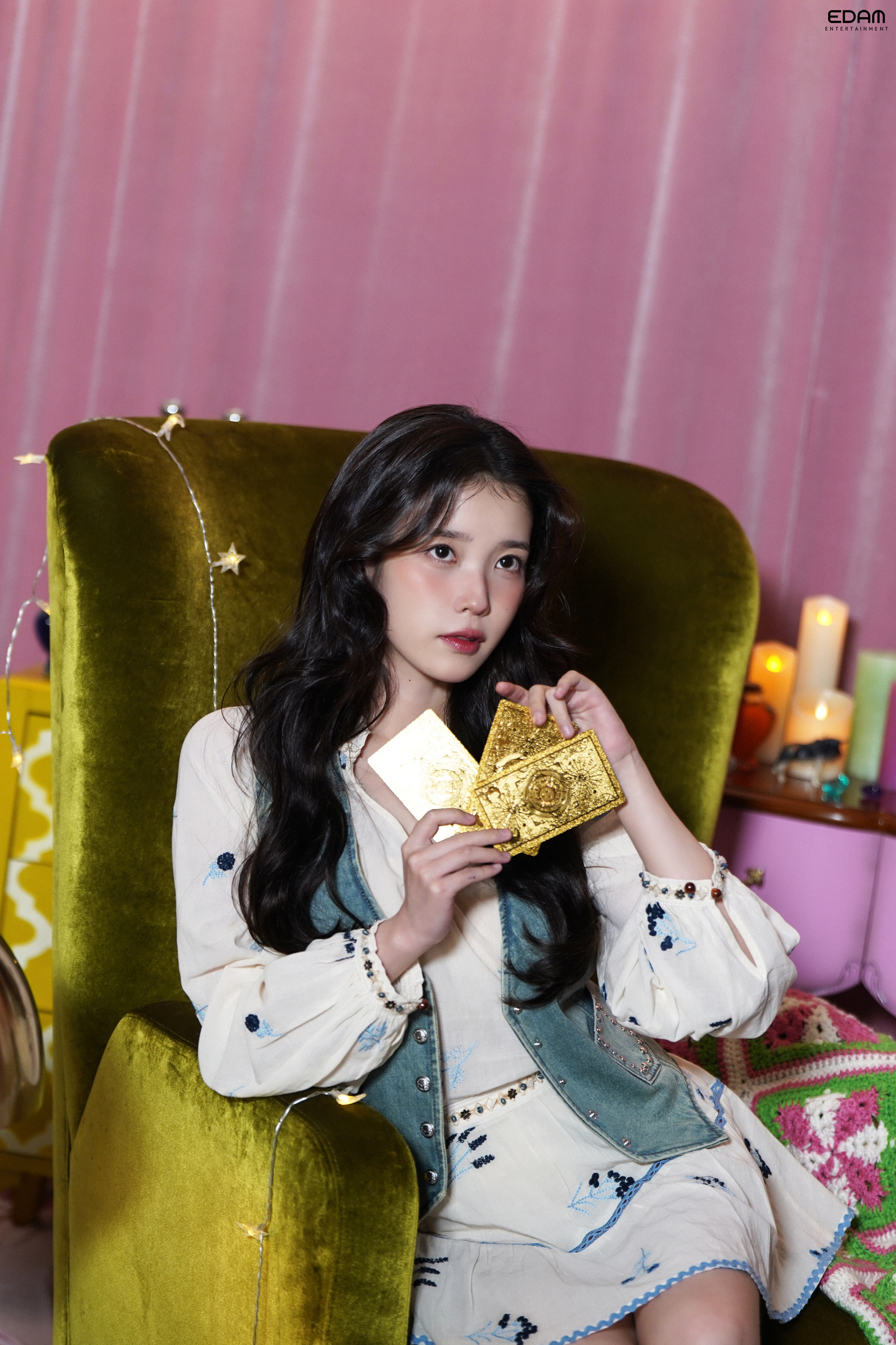 251117 IU 2026年台历花絮图Part.1 