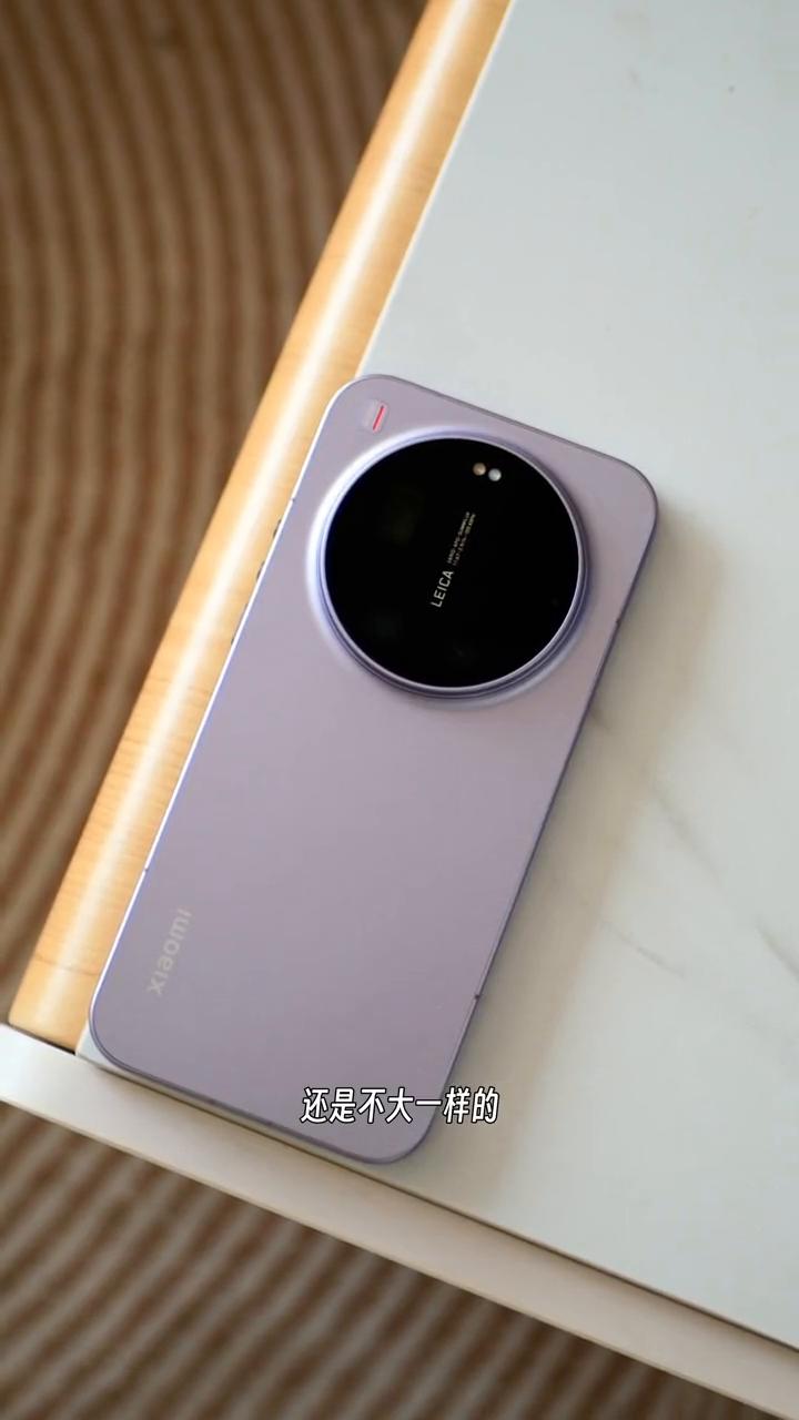 七八千的小米手机还是不大一样的。小米17tro我用了一段时间，有些话还是得聊聊。