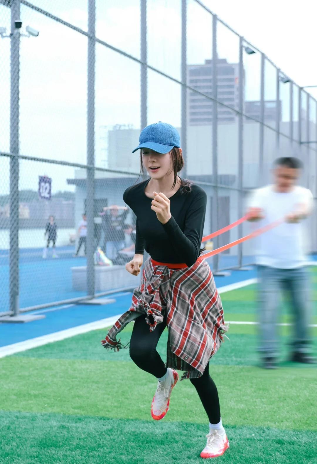 等比例长大的姐
不吃压力迪丽热巴钰珑迪丽热巴 功夫女足[eoi]功夫女足