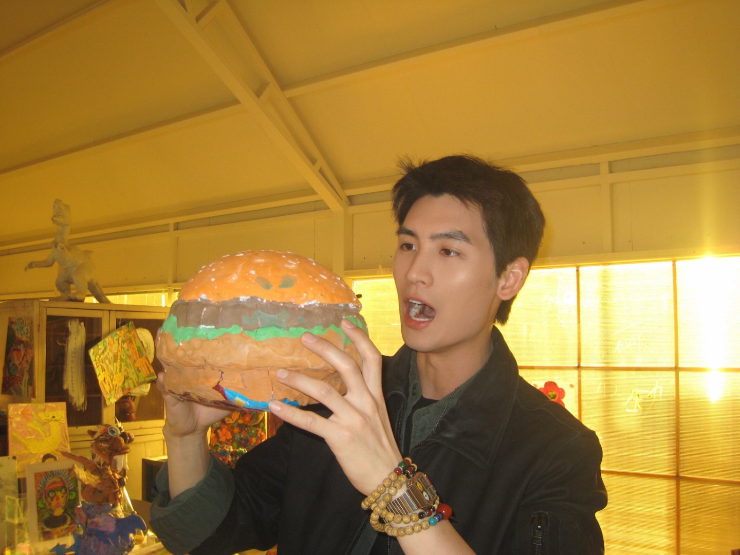 谁祈祷黄俊捷的糙汉文黄俊捷第一章回村黄俊捷回村戏份也太有内味儿了，糙汉形象塑造得