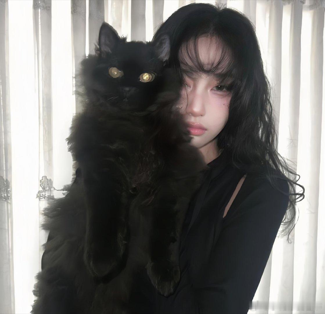 #各类小说推荐[超话]#                         心动不