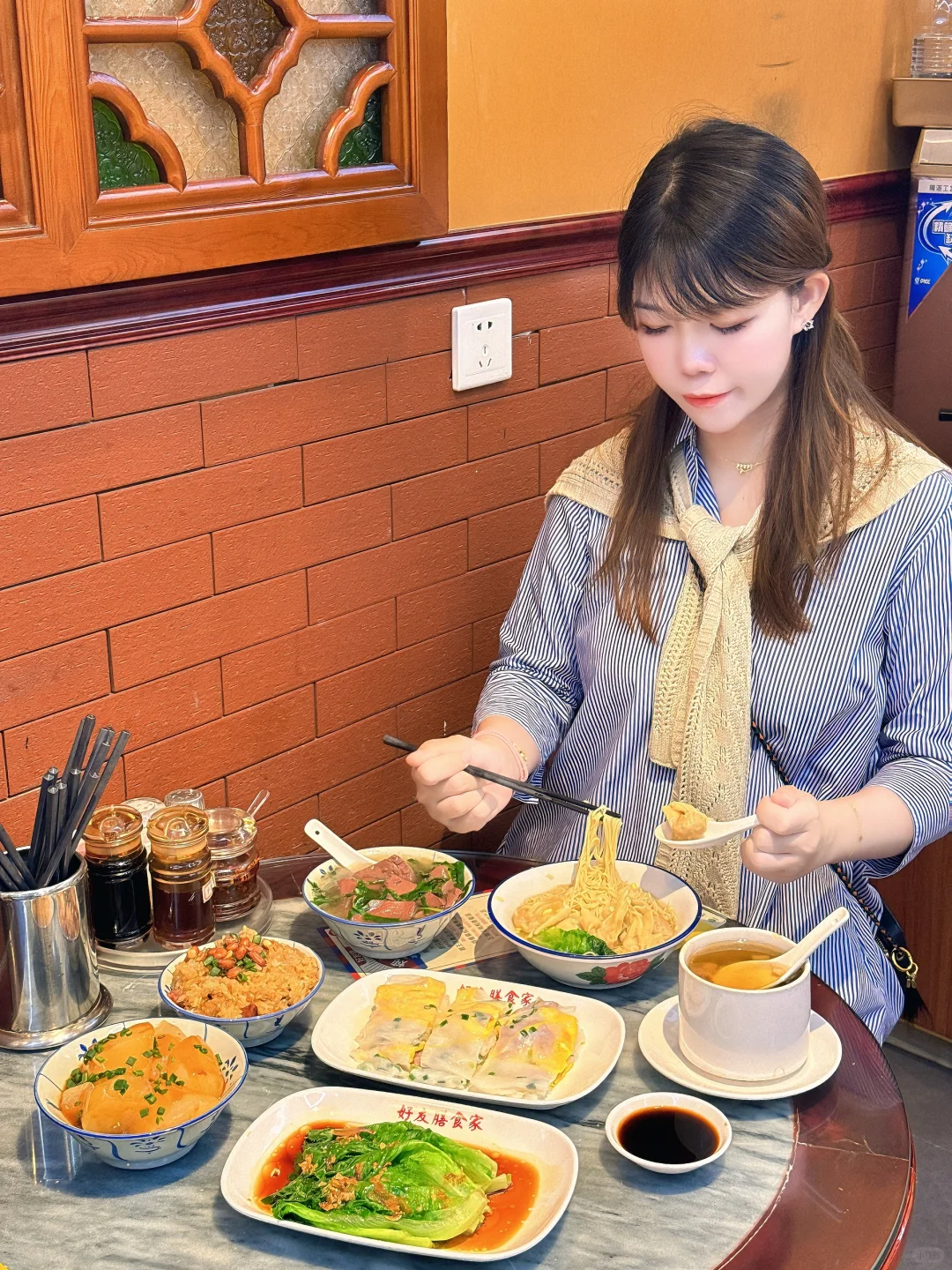 打工人饭堂‼️10r就能吃饱的店