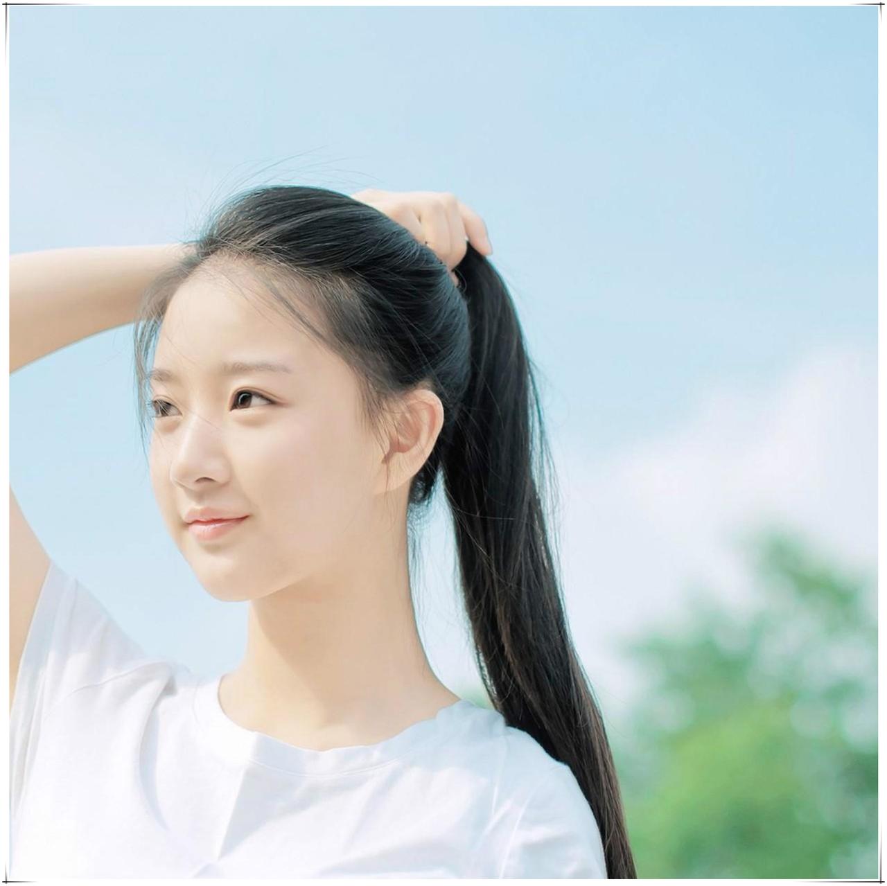 好多男人都爱盯着别人家的老婆看，觉得人家老婆咋看咋顺眼。
可你仔细想想，那些细皮