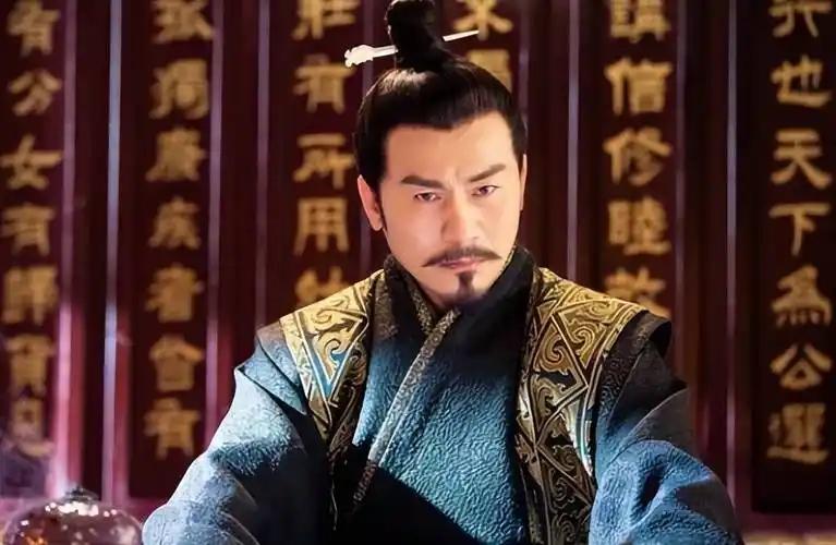 独孤信被称为 "天下第一岳父"，他的三个女儿都成了皇后，为何最后却被逼自尽？
