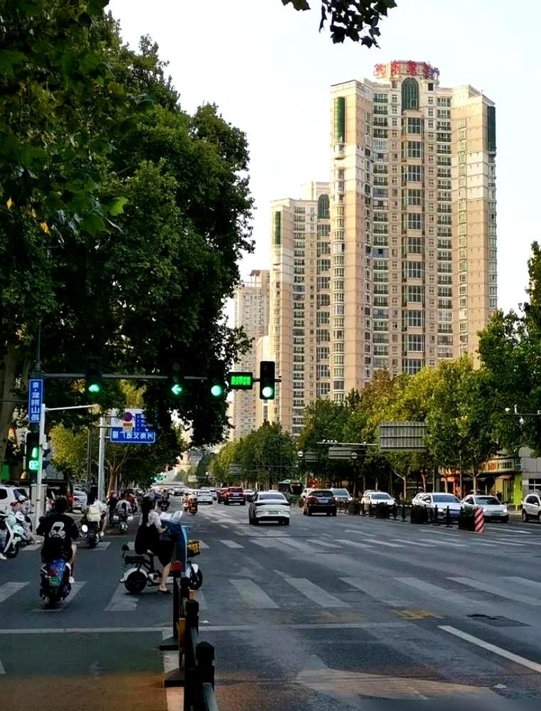为了省每天6块钱的电费，最后进ICU一天花掉一万多，这笔账到底是怎么算的？
前两