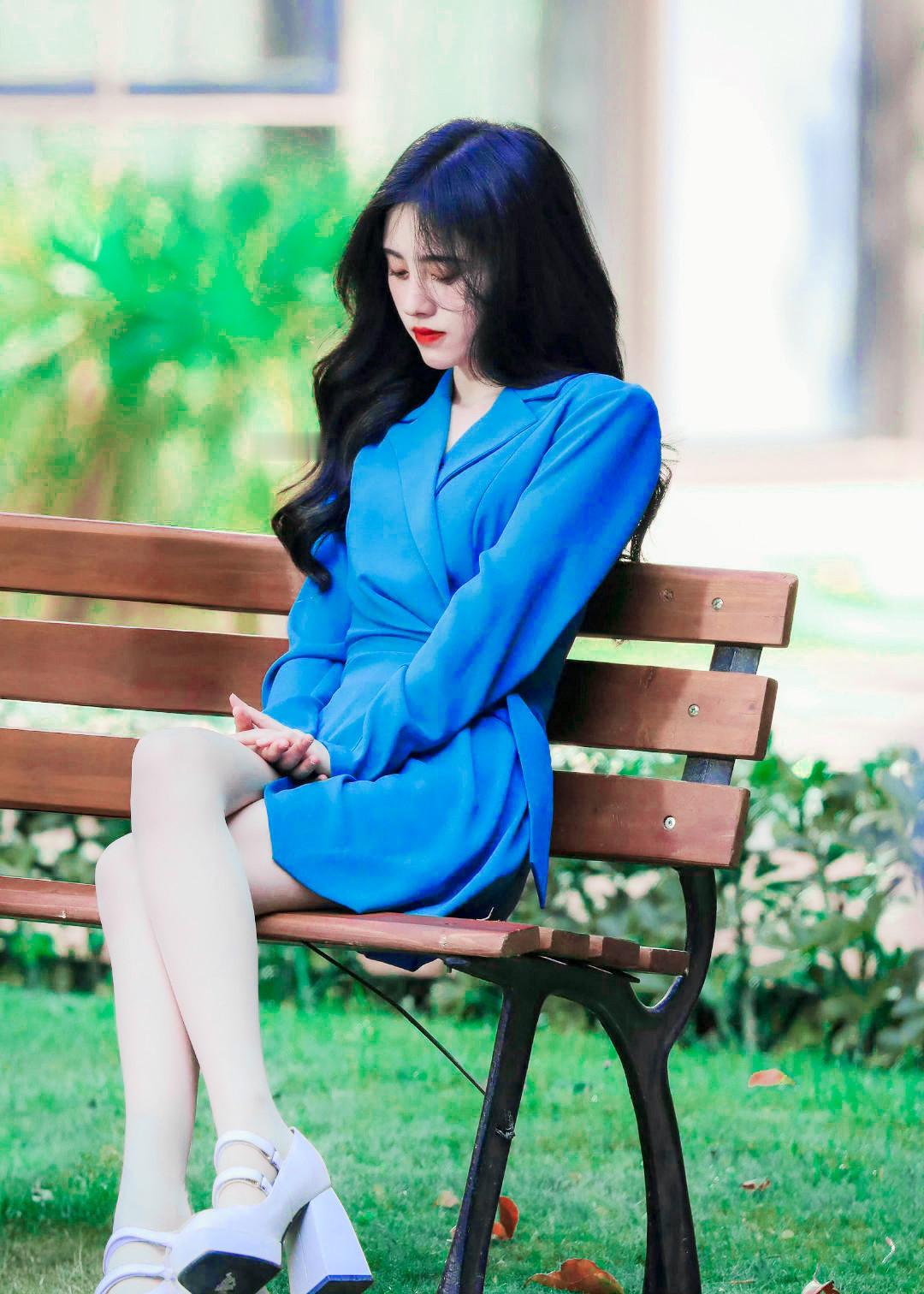 🍊🍊“向皎洁的月光献上真诚，向你献上炽热的爱”