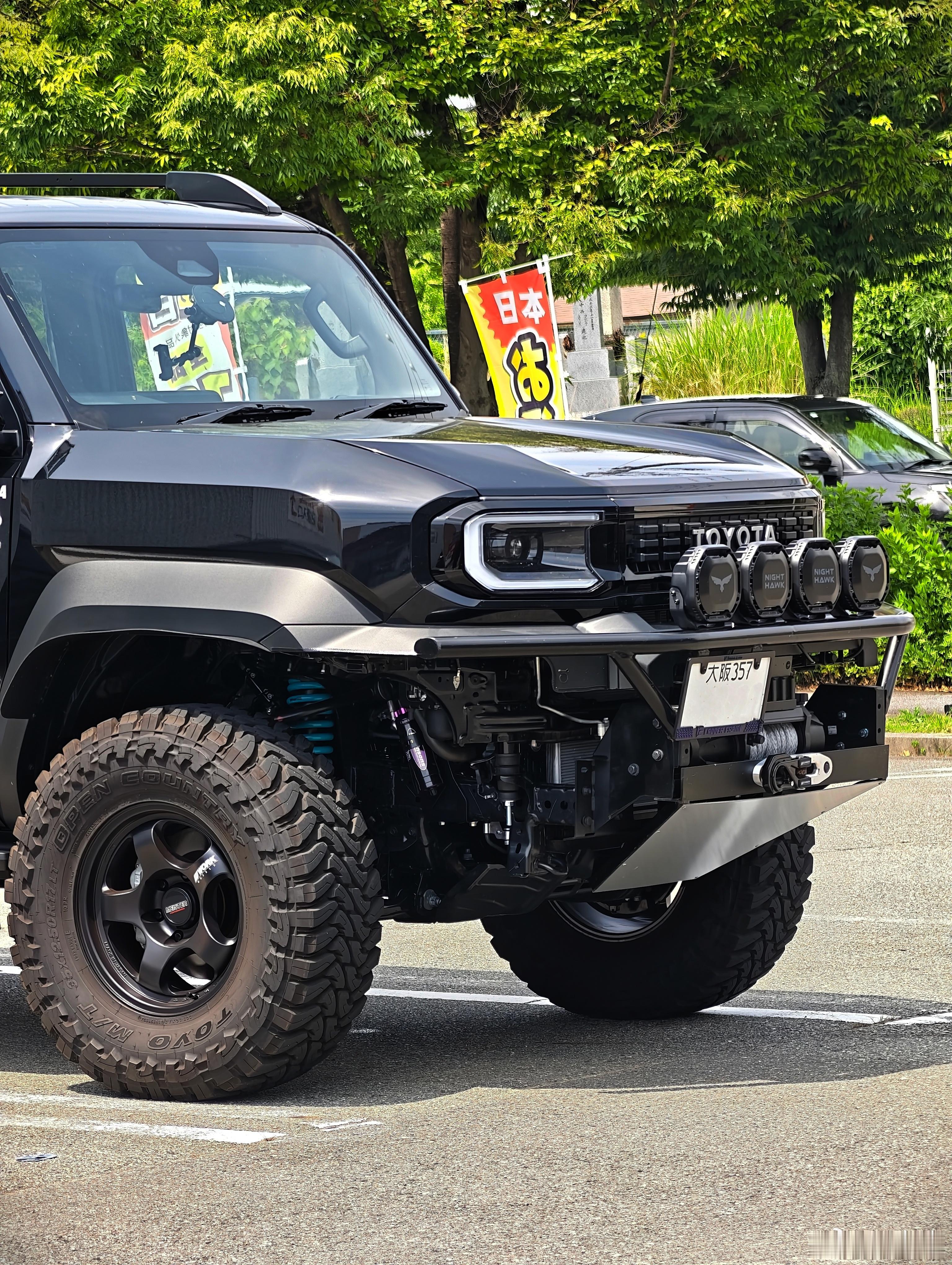 丰田Land Cruiser FJ这么一改还真挺好看。仔细想想这车在市场上几乎没