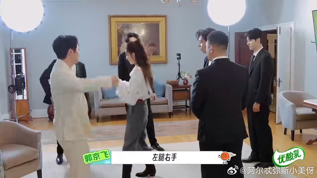 郭京飞不仅嘴打瓢脑子还倒时差郭京飞沉迷跳舞无暇吃瓜郭京飞跳起舞来更是不知天地为何