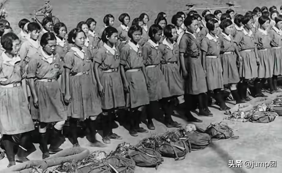 日本人当年不光是从亚洲各国那里强征了慰安妇的，他们对自己国家的那些少女们，其实也