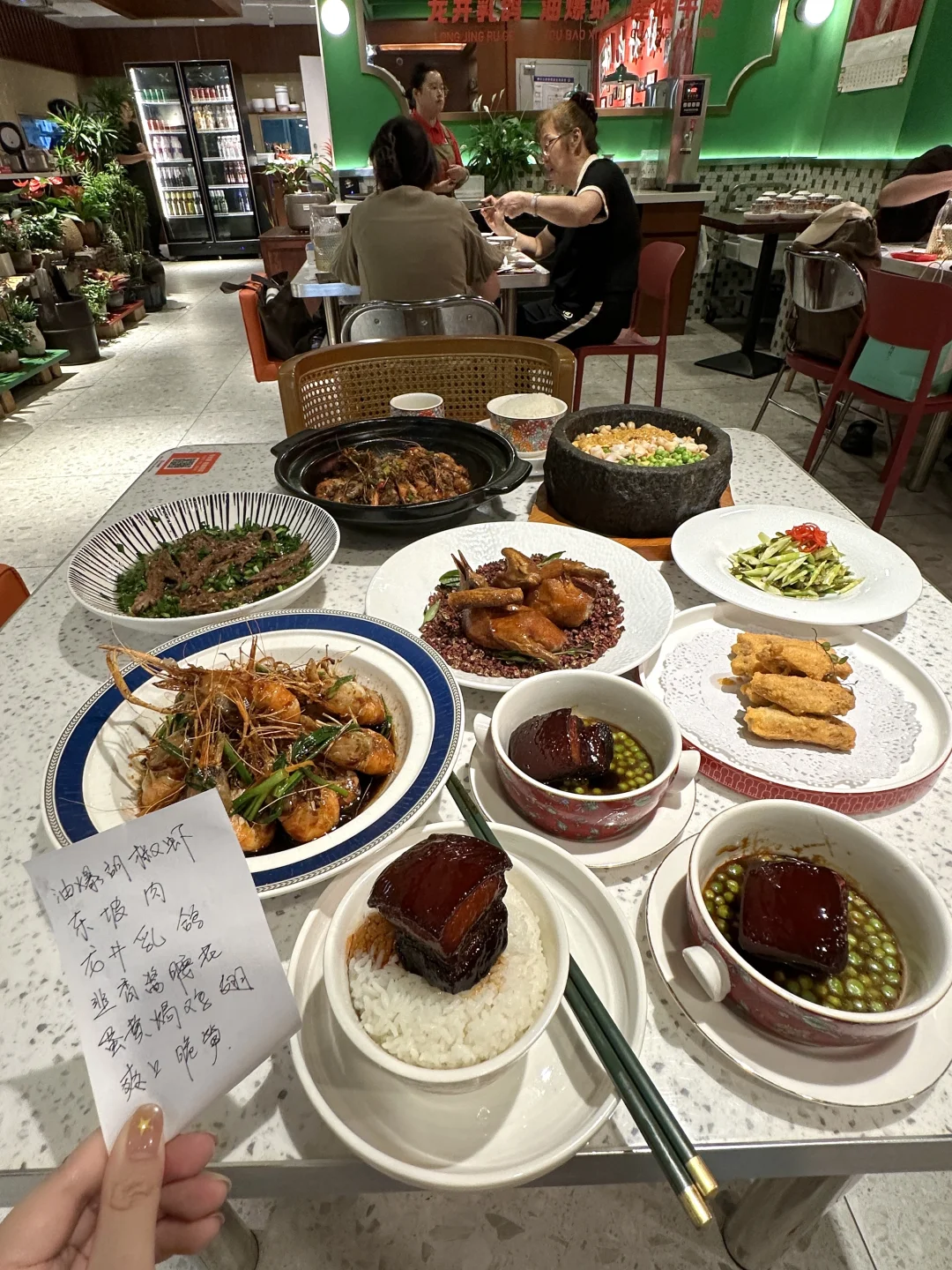 杭州西湖附近！！近期吃过最满意的一顿。。。。