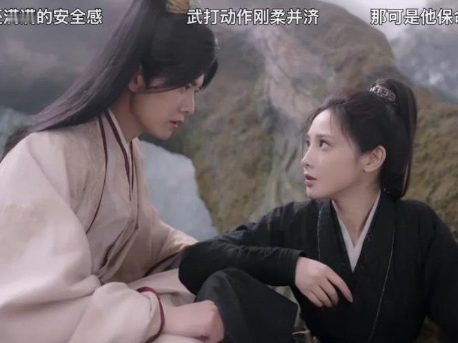 啊！不是 一定要这么高颅顶么？国超的美颜不需要这么高得颅顶，谁给弄的发型啊？幸亏