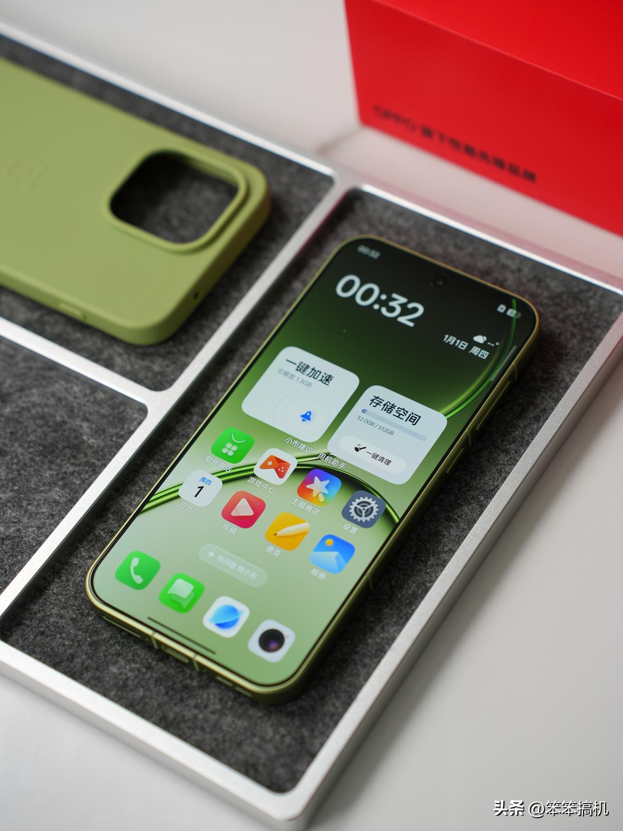 最近有点小忙，得抓紧时间测一加15T了，测完立即切换成主力机使用，产品力太强了[