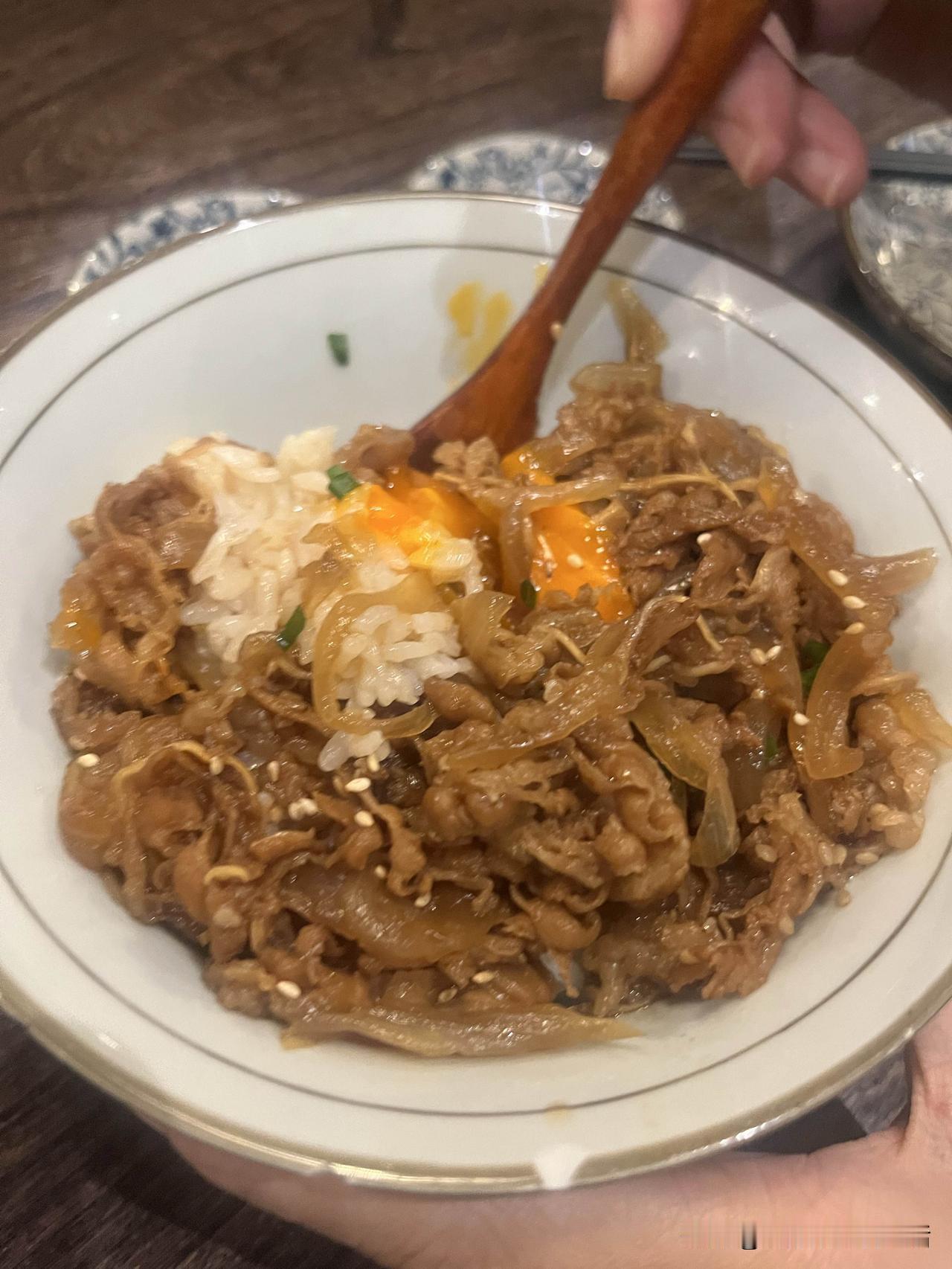 低成本快乐版（不花钱/花很少）

• 大扫除+断舍离，扔完东西巨解压

• 学一