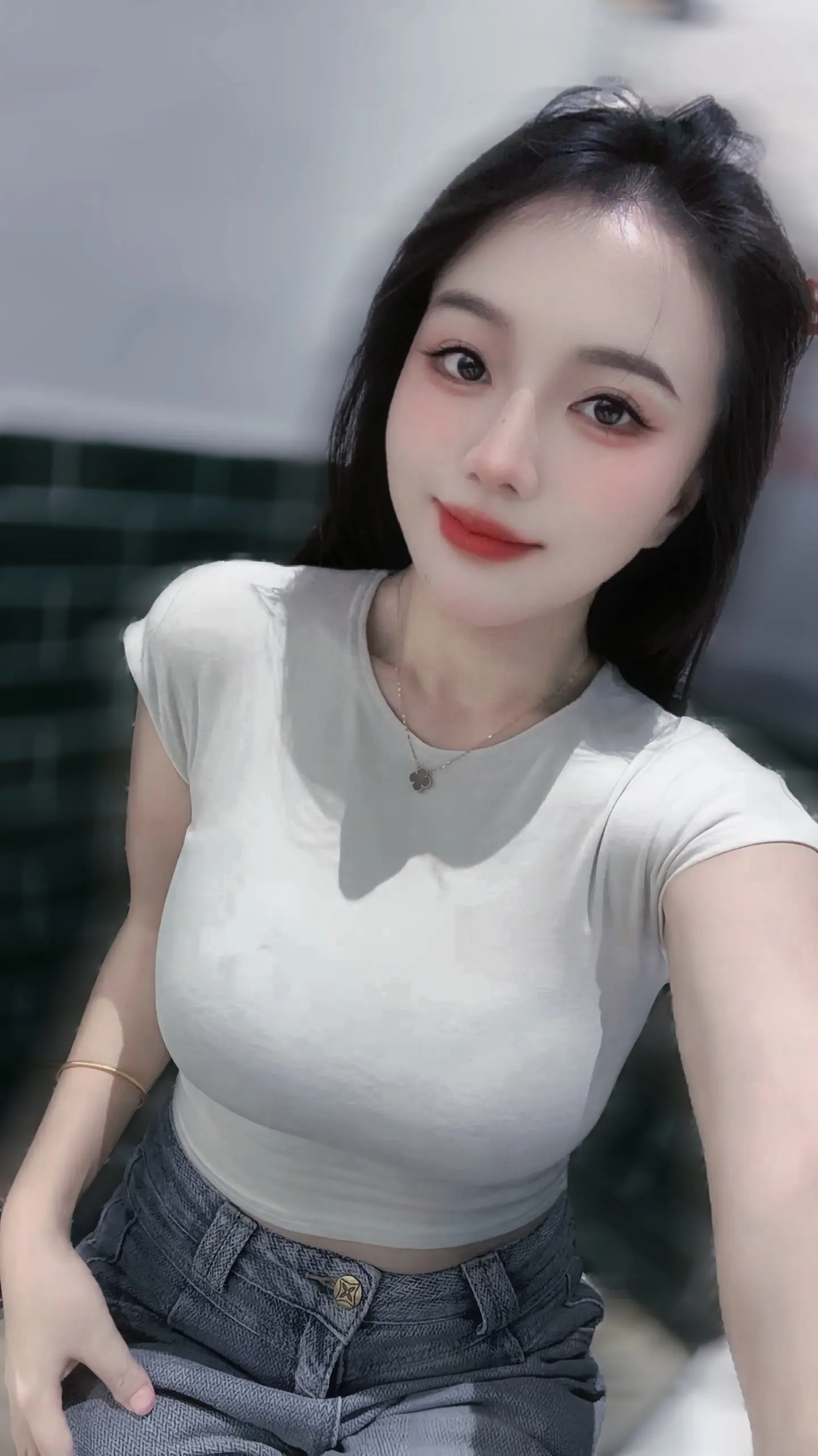 幸福的门槛太高，我160的矮个子跨不过去