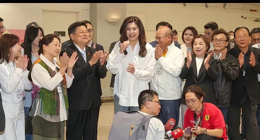 “蓝营”民意代表中，真正力挺郑丽文的有几人？

国民党52名民意代表中，理念与郑