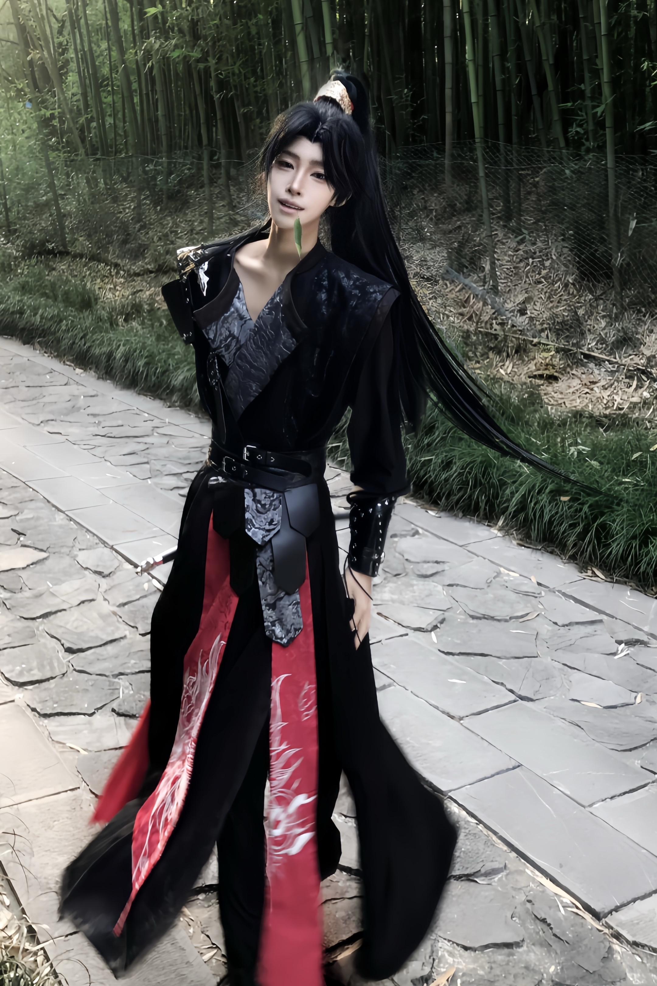 “红绸束发，眼眸如星”