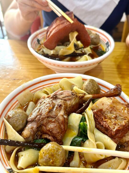石家庄小破店之光！！人均10r！！！