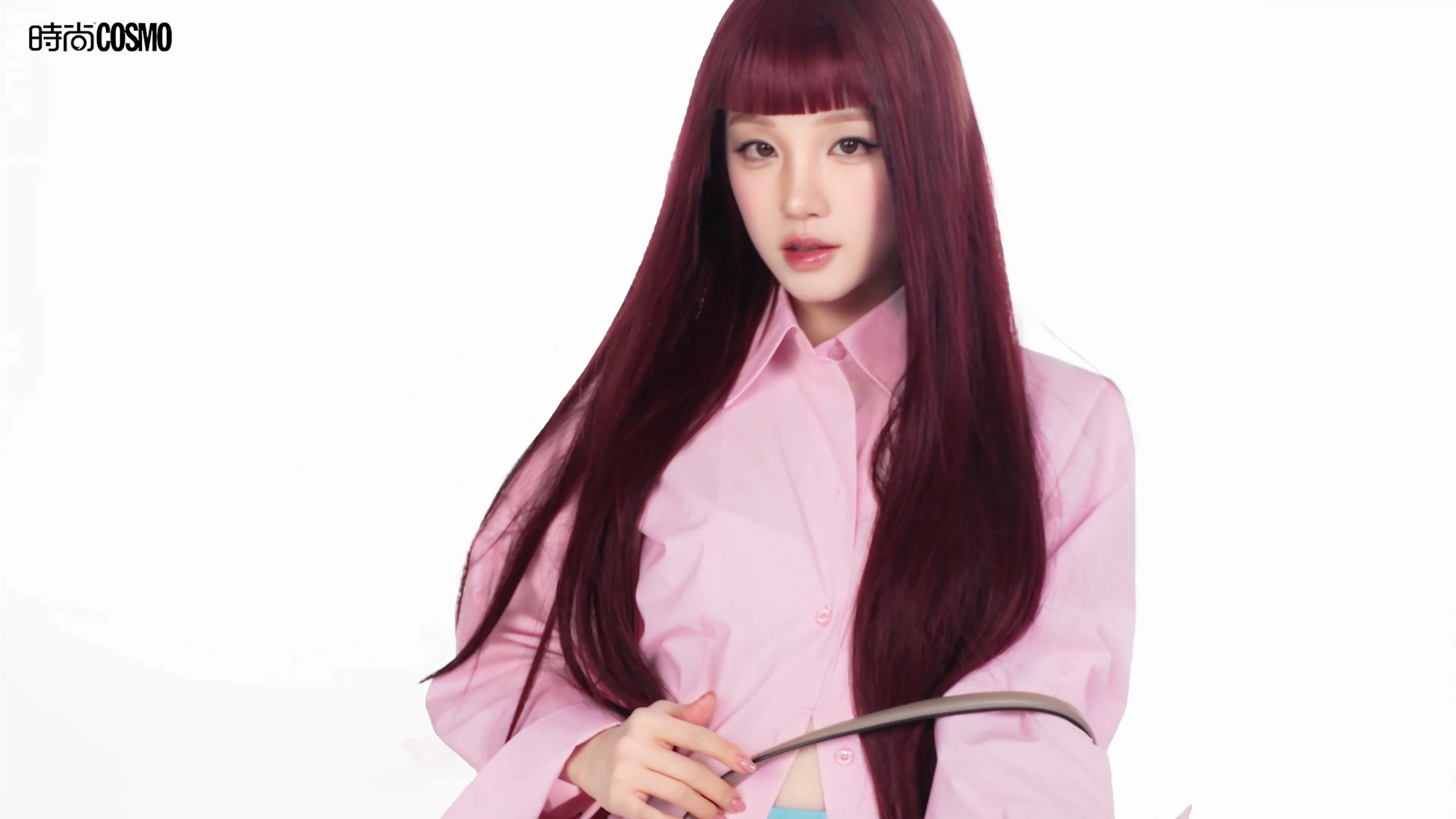 宋雨琦眉上刘海造型宋雨琦COSMO芭比奇遇大片宋雨琦COSMO首封 芭比级别的c