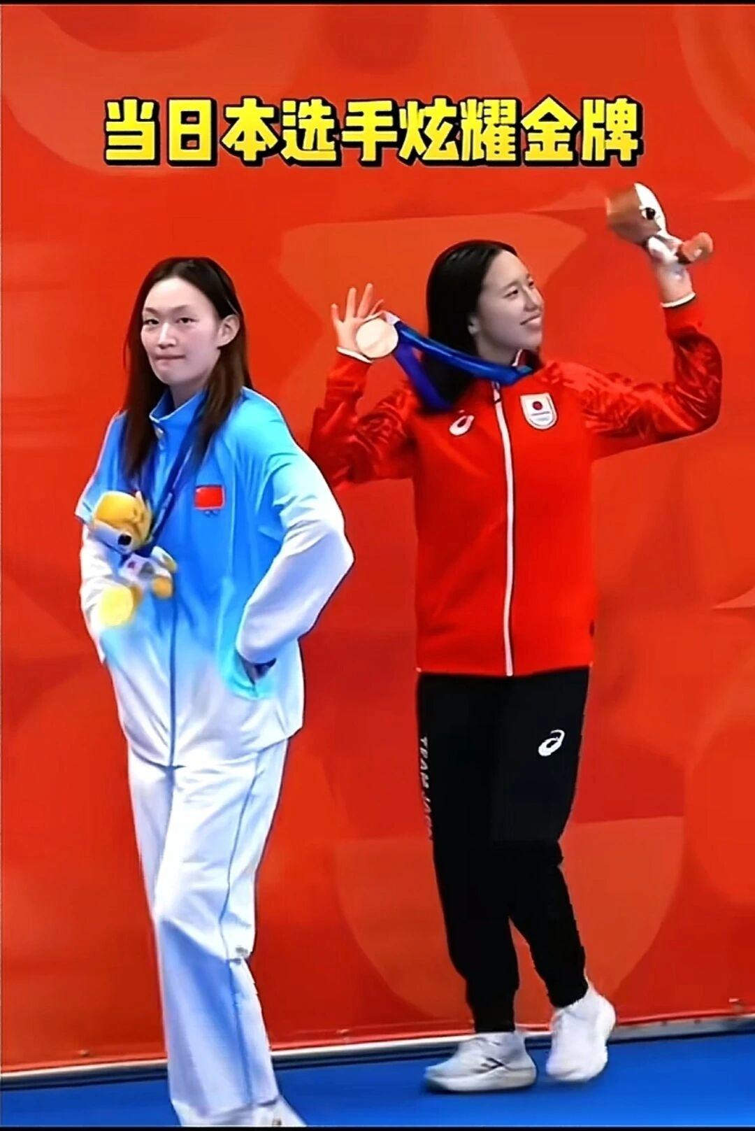 当日本选手炫耀奖牌时：打脸来的太快了
中国选手李冰洁：别着急，我有五块金牌🥇
