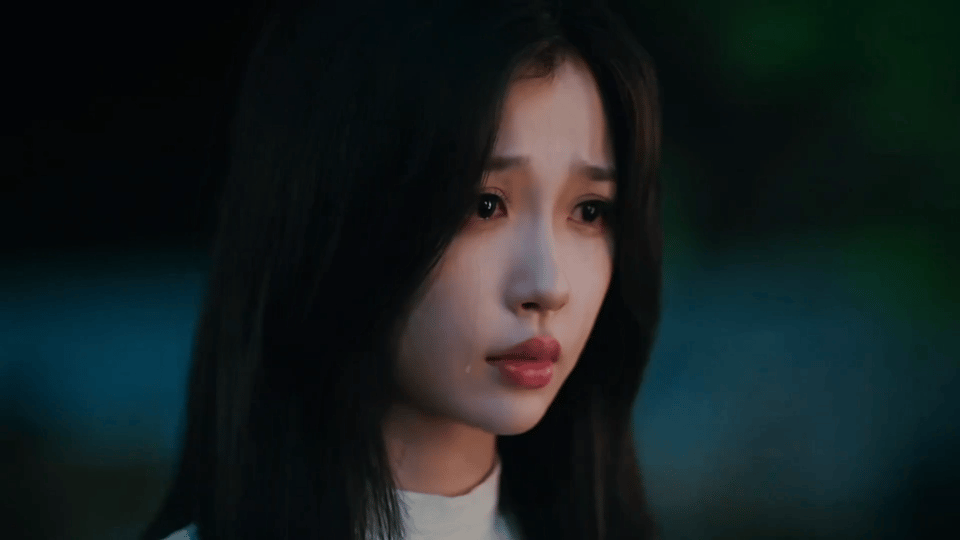 姜暮香香软软小蛋糕 追《双轨》觉得的状态很在线，姜暮的可爱和搞怪都被她演出来了。