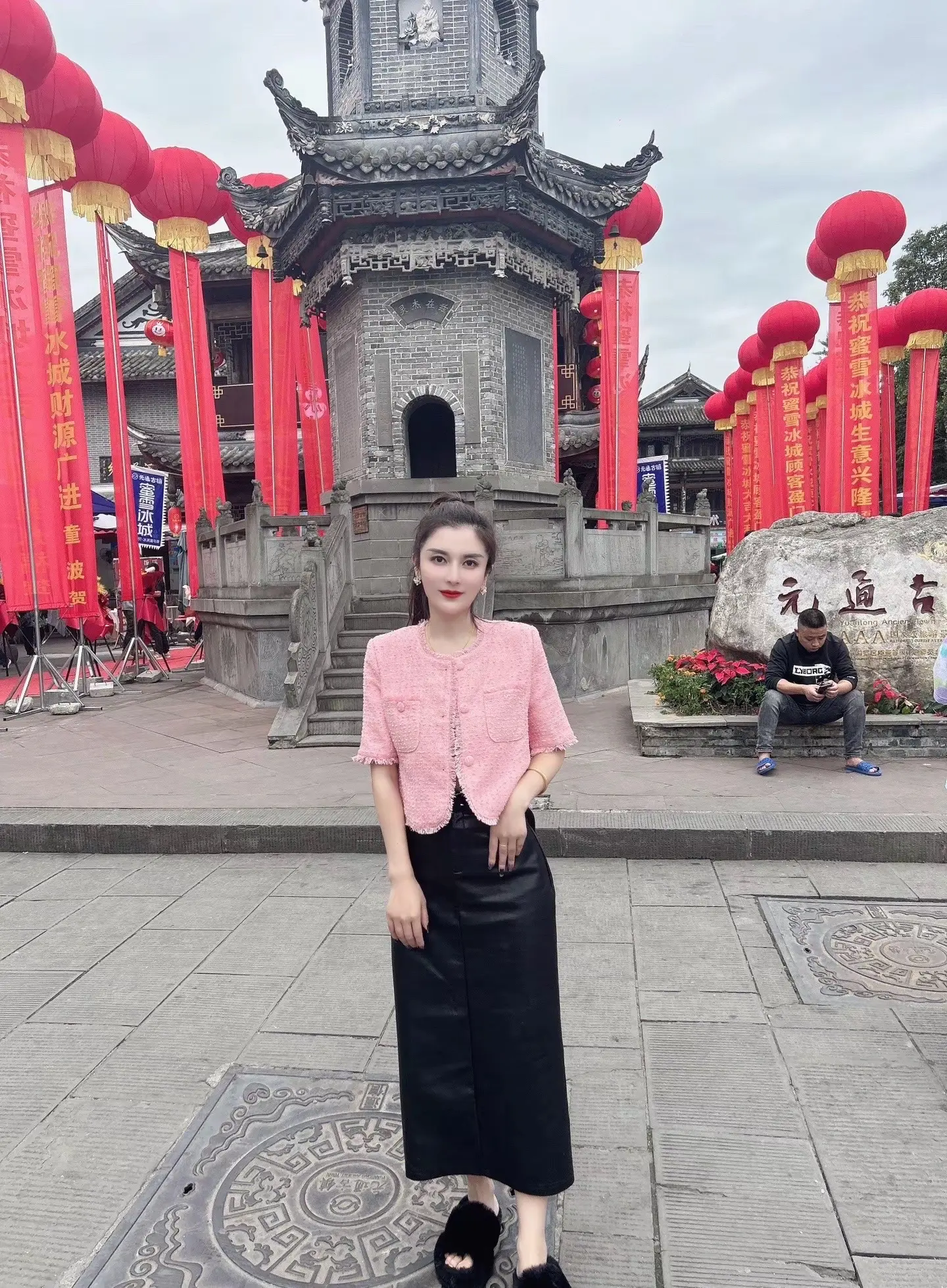 每个人的生活有所不同.追求不同，愿我们都能幸福快乐