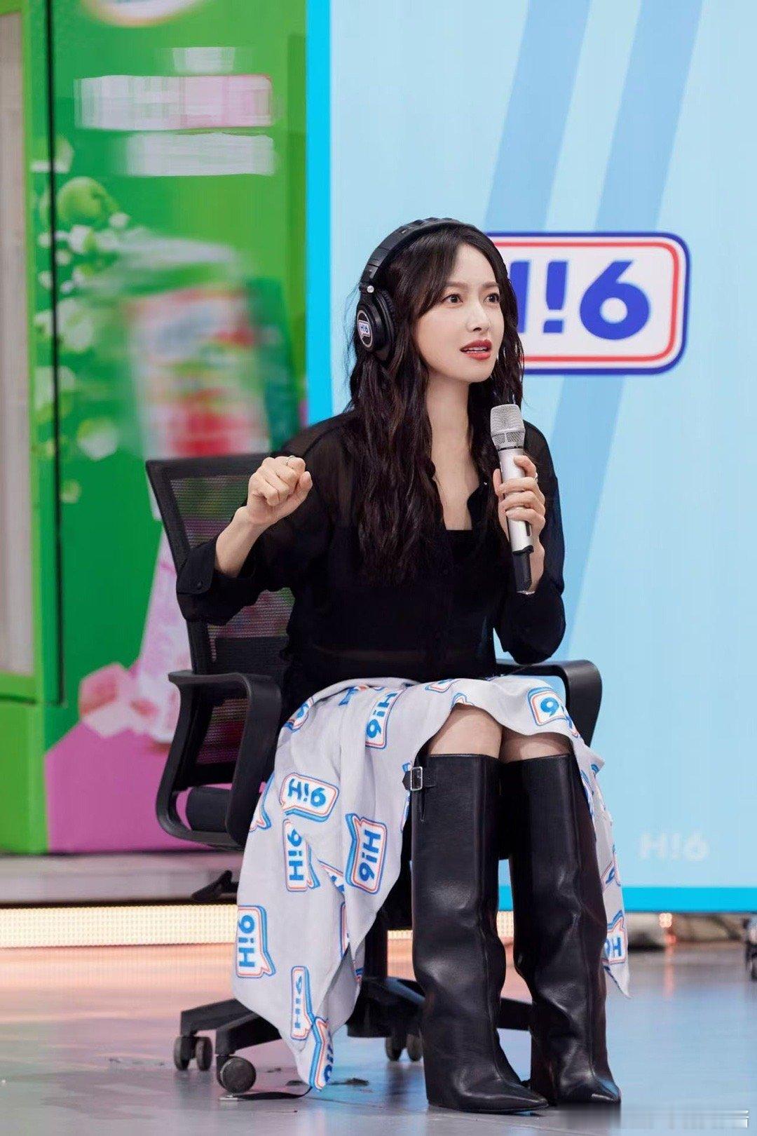 ··✦  悦凯经纪 ✘ #宋茜  ✦··   怀揣好心情👏玩转好六街  #你好