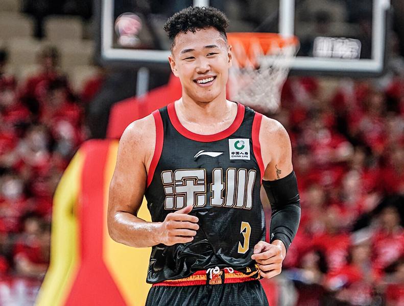 王浩然：宁哥，感觉要是球权在你手里，你得到50分也就是水到渠成的事吧？？？
贺希