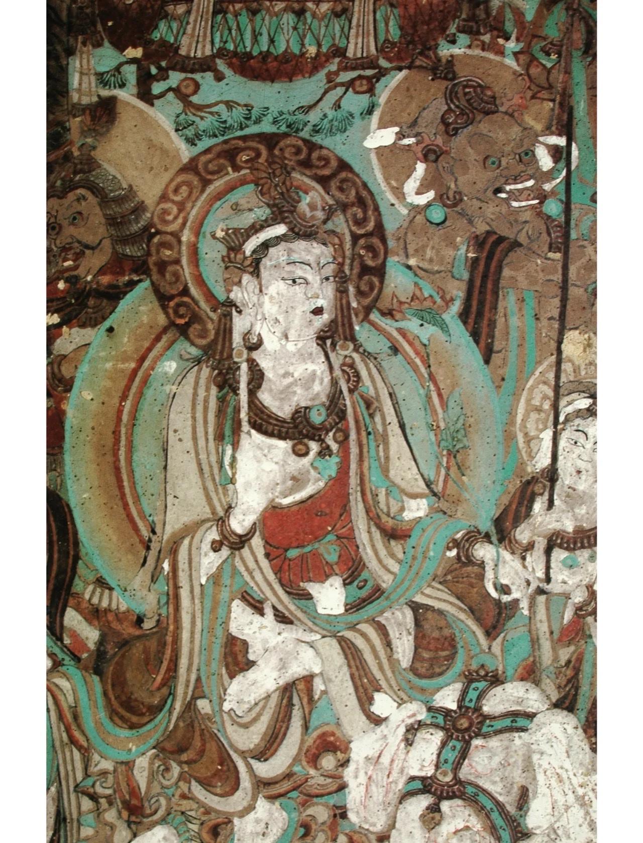 莫高窟壁画最初开凿于前秦建元二年（公元366年），由僧人乐僔首开洞窟，此后历经十