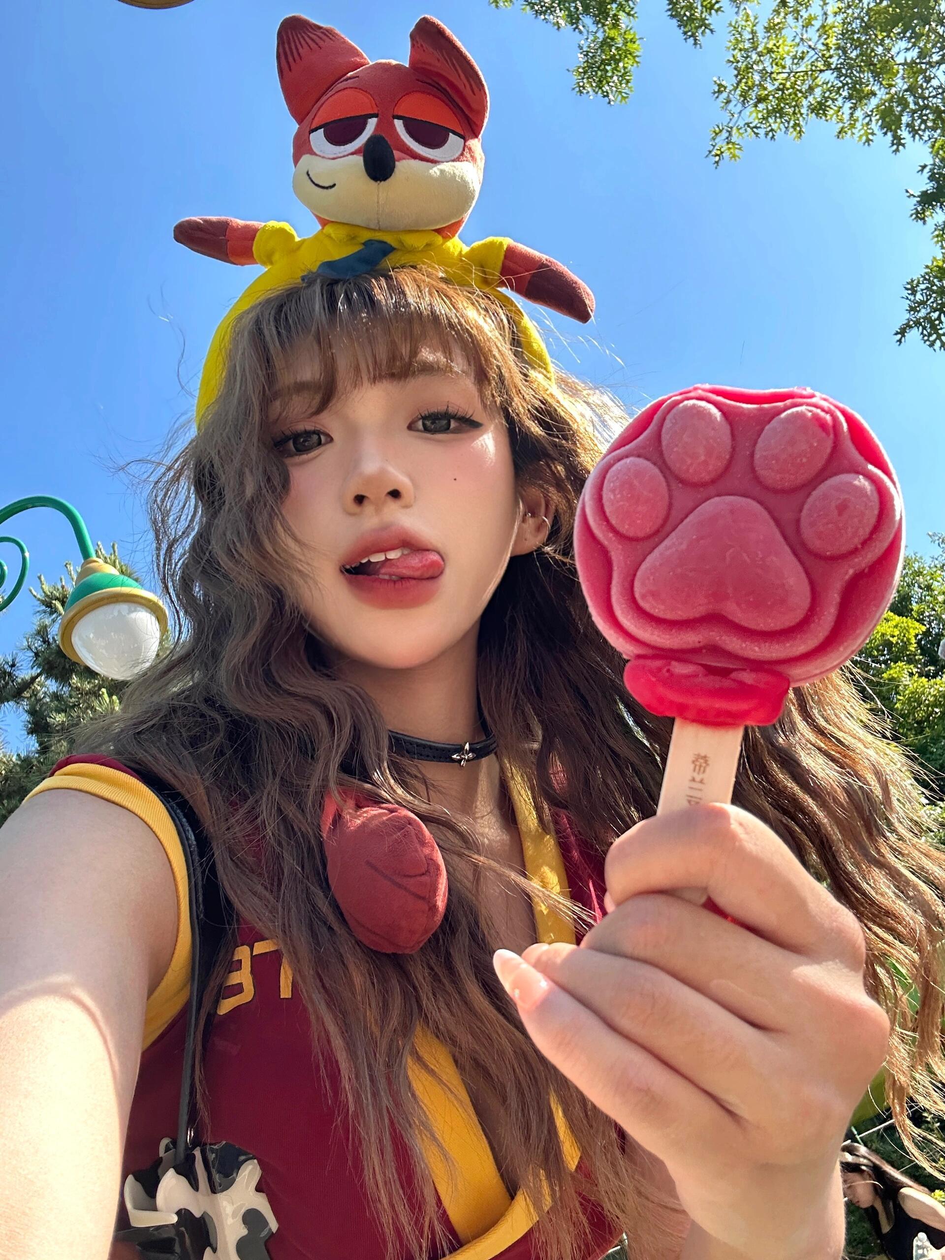 存一些迪士尼拍照姿势 🦊 ​​​