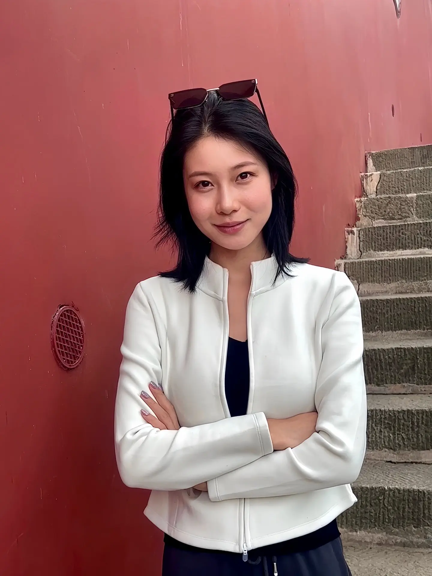 许多事犹如天气，忽冷忽热，等到惊悟又过了一季！