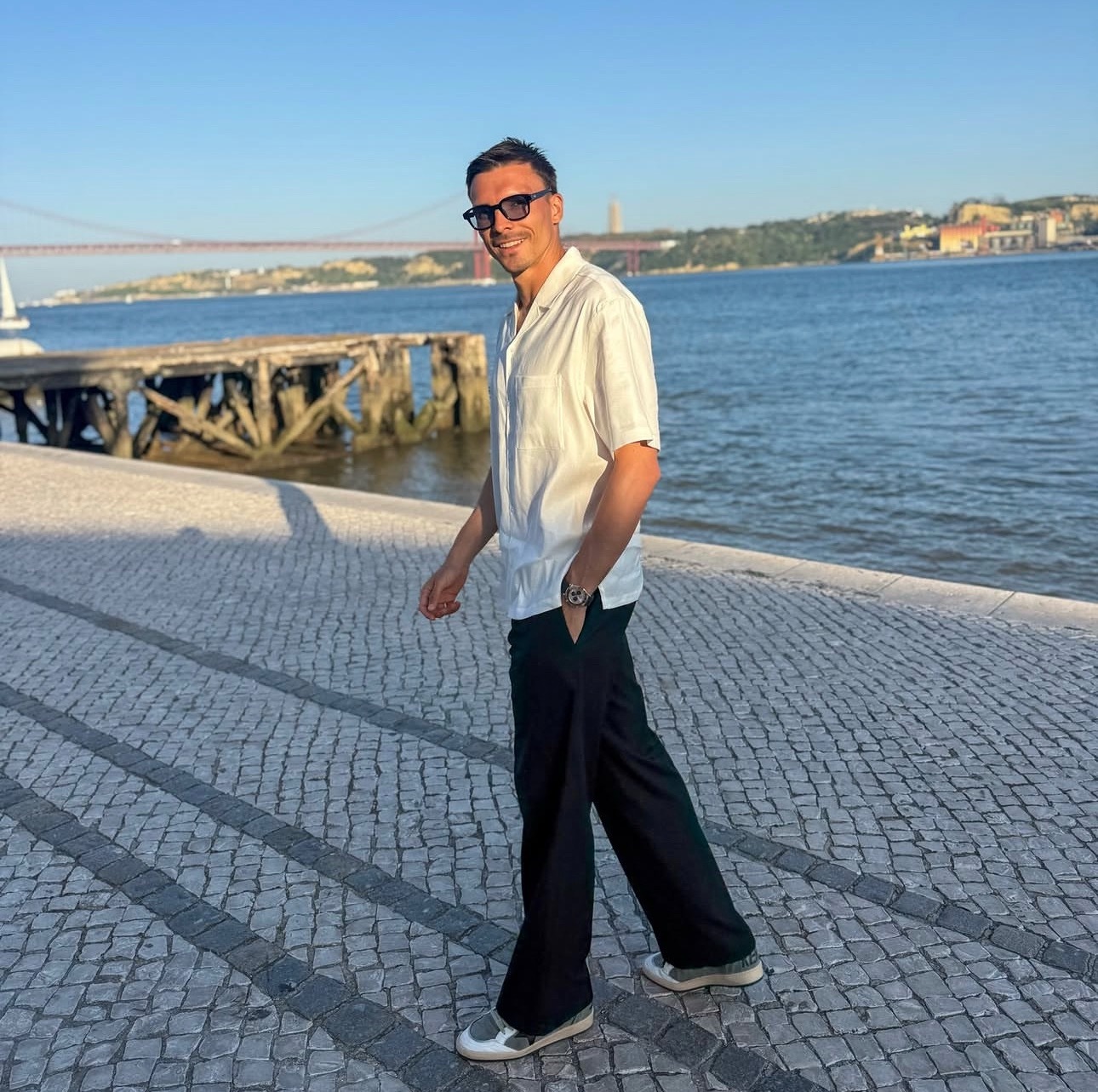 帕利尼亚表示：“我的计划是继续留在拜仁，为我的位置而战。”拜仁