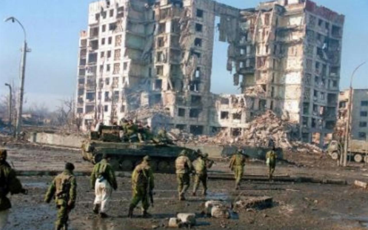 伊朗即使没有导弹了，只要美帝不派地面部队，也拿伊朗没办法！

伊朗这场仗，基本上