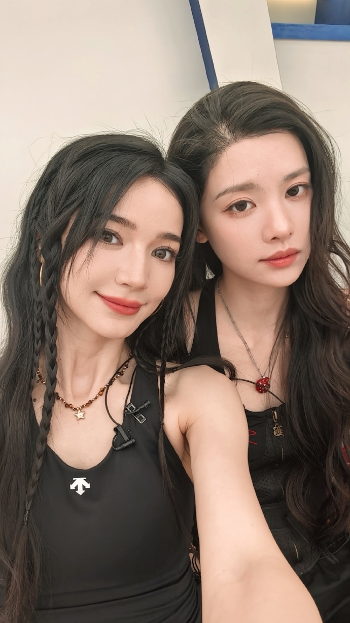 代斯回应张艺上淘汰代斯发文谢谢张艺上 离别从来不是感情的疏远，双向约定并肩前行的