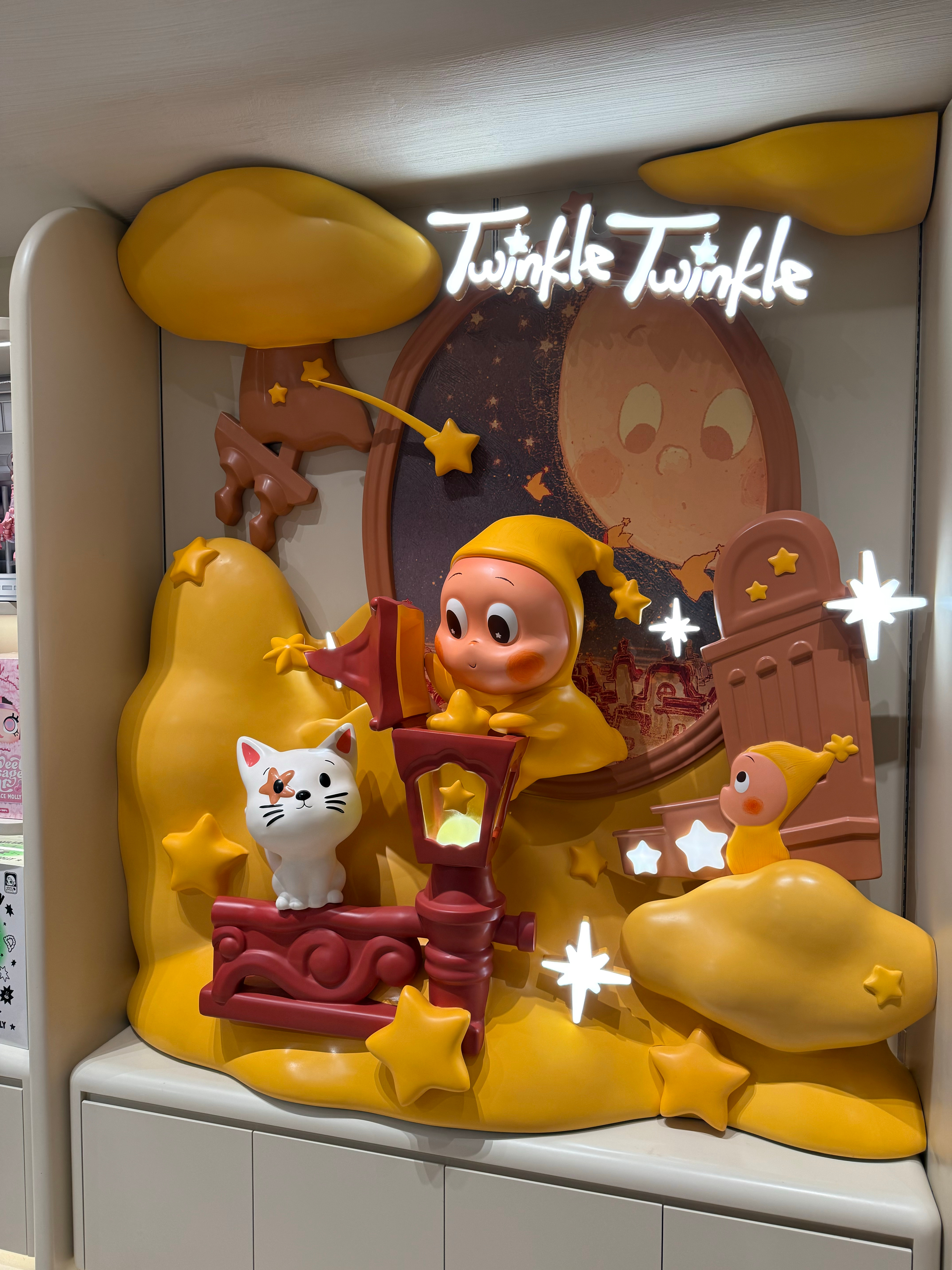 这小玩意为何有如此大的魔力星星人 秦皇岛·泡泡玛特POPMART(阿那亚店)