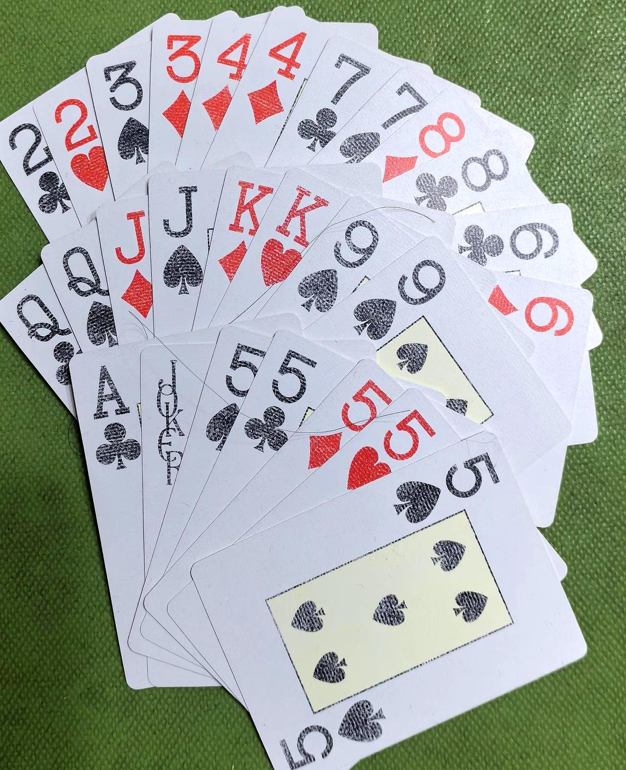 一把牌37手就完杀，我赢光了
 

牌好不如手数少。
 

刚开局我丢22334