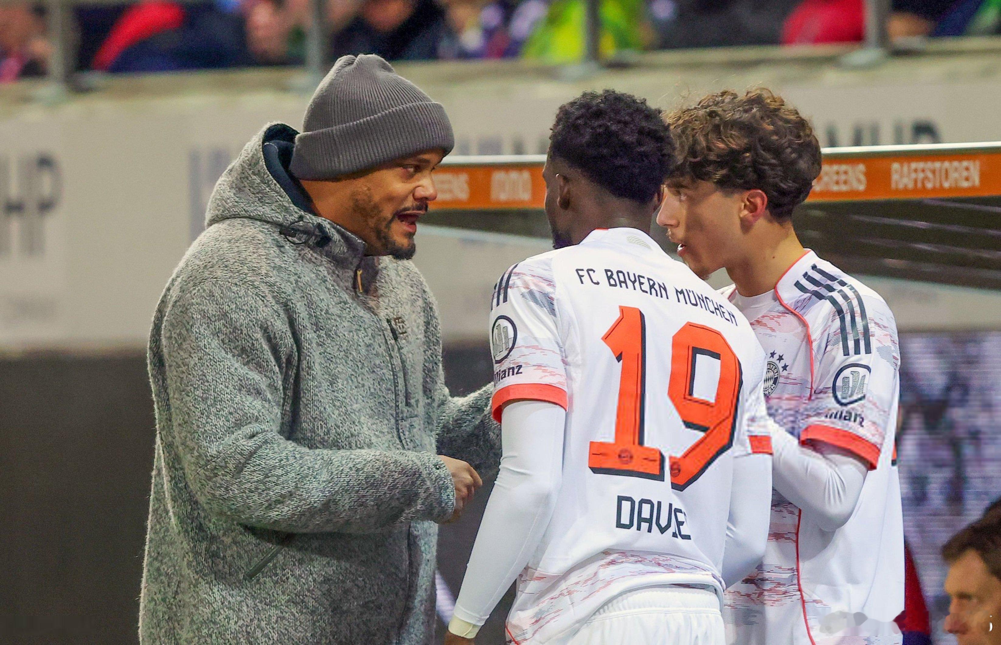 🚨自 2024 年夏天以來，文森特·孔帕尼一直在為隊中的每位球員制定個人發展計