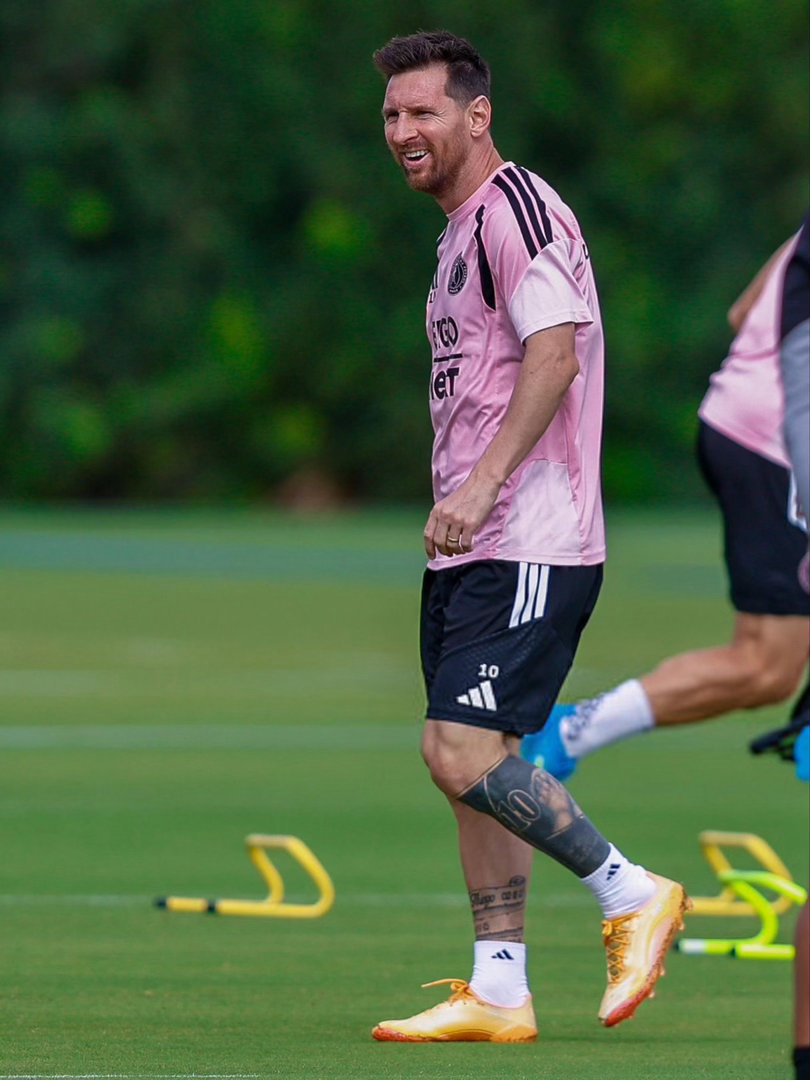 🥰Leo备战明天主场对阵新英格兰革命的比赛梅西迈阿密国际超话